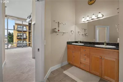 2006 SE Morrison St #D, Portland, OR 97214 - Photo 33
