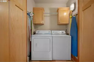 2006 SE Morrison St, Portland, OR 97214 - Photo 25