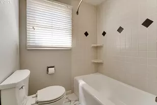 875 W 18th Ave, Eugene, OR 97402 - Photo 19