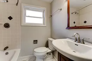 875 W 18th Ave, Eugene, OR 97402 - Photo 31