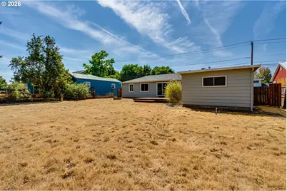 875 W 18th Ave, Eugene, OR 97402 - Photo 35