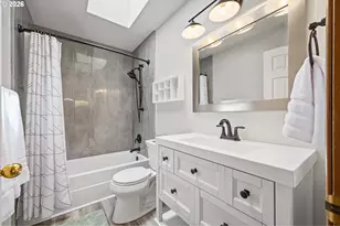 200 N 31st Ave, Cornelius, OR 97113 - Photo 23