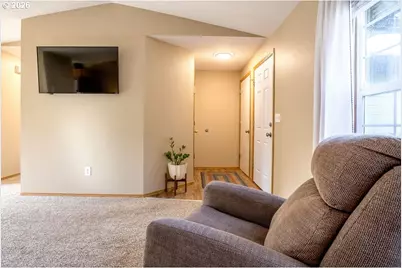 194 Boardwalk Way, Kelso, WA 98626 - Photo 9