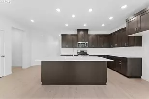 9110 S 1st St, Ridgefield, WA 98642 - Photo 5