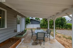 256 Gregory Ln SE, Salem, OR 97302 - Photo 29