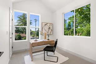 207 NE Going St, Portland, OR 97211 - Photo 13