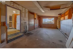 1900 Grant St, North Bend, OR 97459 - Photo 27