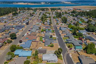 1900 Grant St, North Bend, OR 97459 - Photo 43