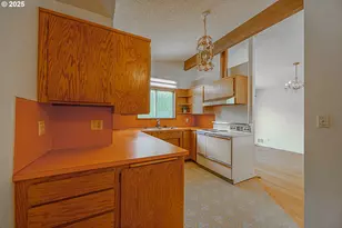 1900 Grant St, North Bend, OR 97459 - Photo 15