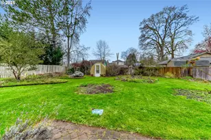 3205 SW 180th Pl, Beaverton, OR 97003 - Photo 35