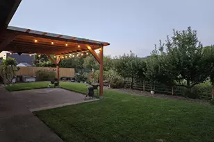 310 Ashwood St, Sutherlin, OR 97479 - Photo 29