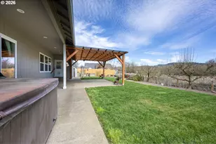 310 Ashwood St, Sutherlin, OR 97479 - Photo 33