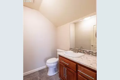 310 Ashwood St, Sutherlin, OR 97479 - Photo 25