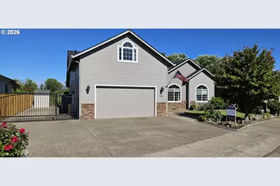 310 Ashwood St, Sutherlin, OR 97479 - Photo 1