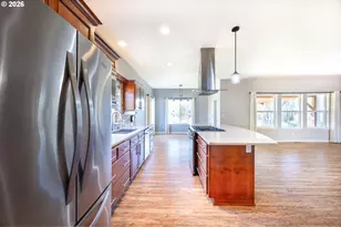 310 Ashwood St, Sutherlin, OR 97479 - Photo 11