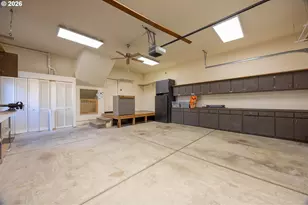 310 Ashwood St, Sutherlin, OR 97479 - Photo 29