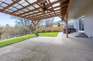 310 Ashwood St, Sutherlin, OR 97479 - Photo 31