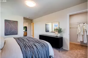 879 Kirksey St, Woodburn, OR 97071 - Photo 9