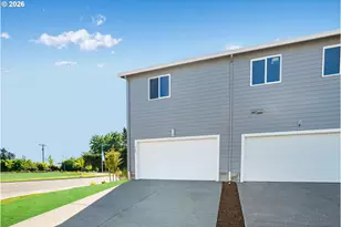 879 Kirksey St, Woodburn, OR 97071 - Photo 27