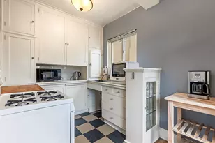 709 SW 16th Ave, Portland, OR 97205 - Photo 13