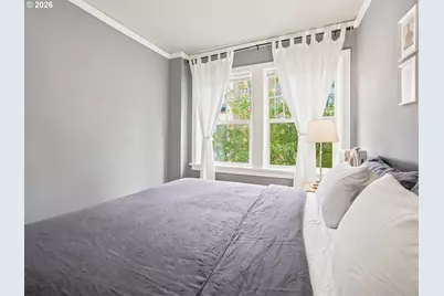 709 SW 16th Ave #304, Portland, OR 97205 - Photo 15