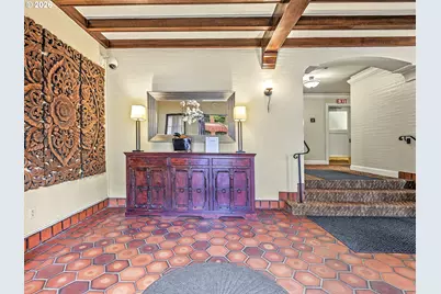 709 SW 16th Ave #304, Portland, OR 97205 - Photo 19