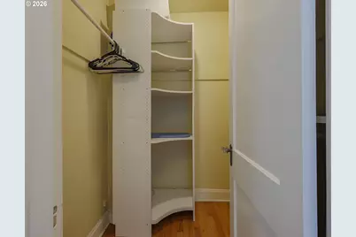 709 SW 16th Ave #304, Portland, OR 97205 - Photo 21