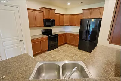 90862 Oyster Cove Ln, Coos Bay, OR 97420 - Photo 17