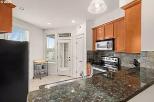 3595 Summerlinn Dr, West Linn, OR 97068 - Photo 11