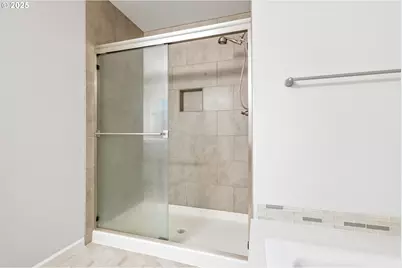 18600 SW Bluebird Ln, Beaverton, OR 97003 - Photo 33