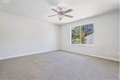 18600 SW Bluebird Ln, Beaverton, OR 97003 - Photo 29