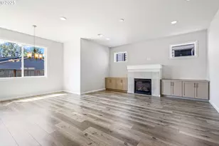 18600 SW Bluebird Ln, Beaverton, OR 97003 - Photo 9