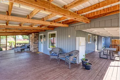 20766 S Sheldon Rd, Colton, OR 97017 - Photo 5