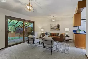 2816 SW Plum Ct, Portland, OR 97219 - Photo 7