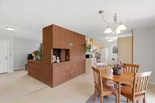 720 E 21st Pl, The Dalles, OR 97058 - Photo 11