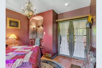 143 Washington St, Astoria, OR 97103 - Photo 37