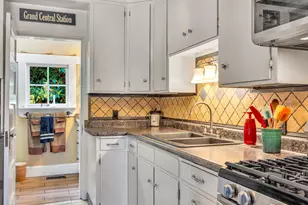 143 Washington St, Astoria, OR 97103 - Photo 15