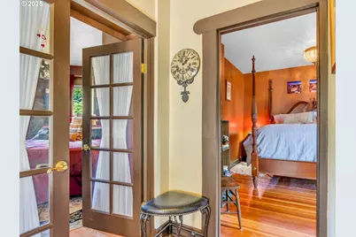 143 Washington St, Astoria, OR 97103 - Photo 29