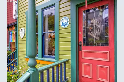 143 Washington St, Astoria, OR 97103 - Photo 3