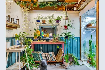 143 Washington St, Astoria, OR 97103 - Photo 25