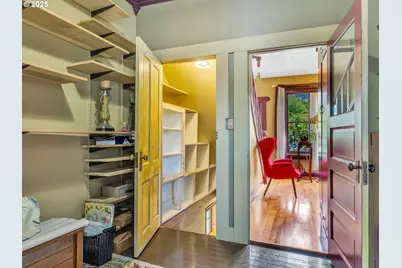 143 Washington St, Astoria, OR 97103 - Photo 21