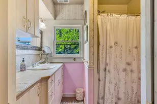 143 Washington St, Astoria, OR 97103 - Photo 31