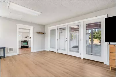 1175 NW Baker Dr, White Salmon, WA 98672 - Photo 15