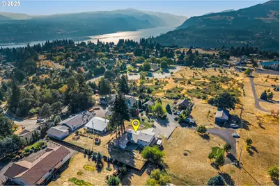 1175 NW Baker Dr, White Salmon, WA 98672 - Photo 3