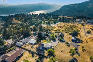 1175 NW Baker Dr, White Salmon, WA 98672 - Photo 3