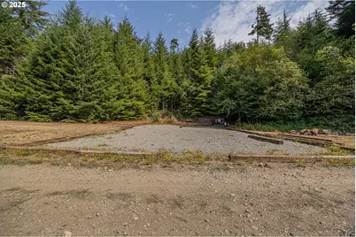 61842 Davis Slough Rd, Coos Bay, OR 97420 - Photo 9