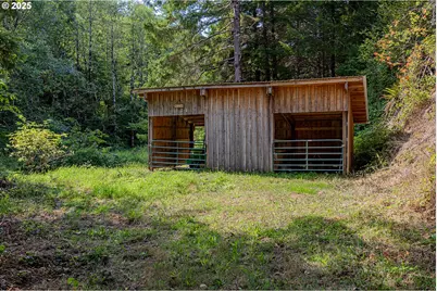 61842 Davis Slough Rd, Coos Bay, OR 97420 - Photo 7