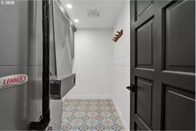 396 Brae Burn Dr, Eugene, OR 97405 - Photo 27