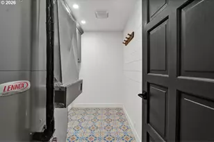 396 Brae Burn Dr, Eugene, OR 97405 - Photo 27