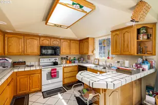 166 Whitson Ln, Myrtle Creek, OR 97457 - Photo 5